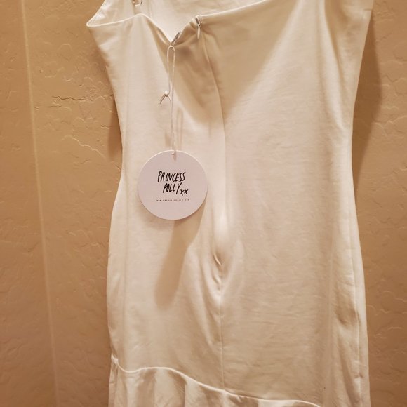 Little white dress - Picture 3 of 5